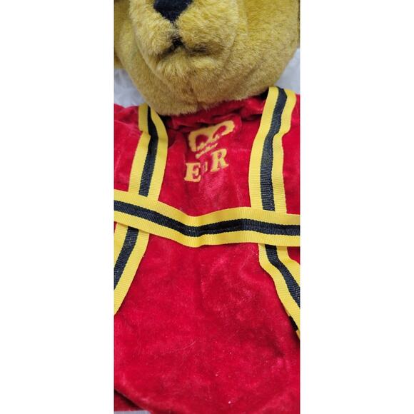 Merrythought Beefeater Blond Teddy Bear Tower of London Puppet Plush Animal - Picture 2 of 8
